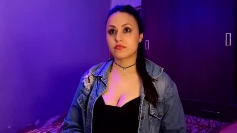 Gwen online show from 04.05.26