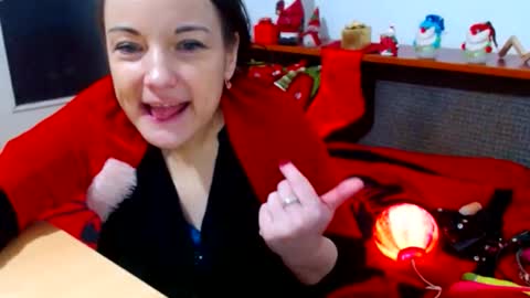 Snapshot of ladylhoty chatting on 12.18.24 LadyLHoty online show from 12.18.24