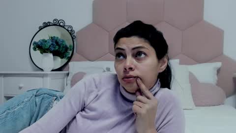 Lia online show from 01.20.25