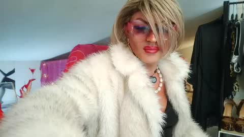 Oxana online show from 03.31.26