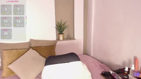 Isabella  online show from 04.18.26