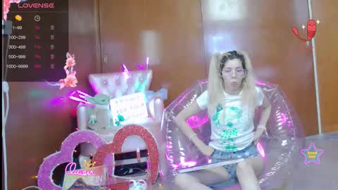 Skinnygirl online show from 03.18.26