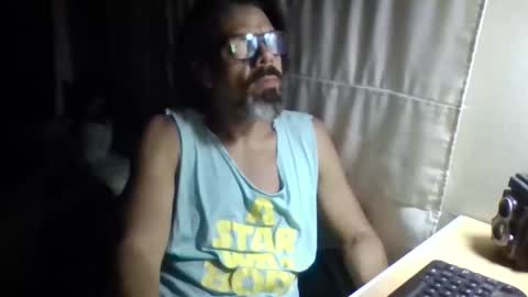 Snapshot of lagenovadura chatting on 04.03.26 La Genova esta Dura beard boy male dick mastubate latinosexy latinohot latino glasses mature strong stronglegs online show from 04.03.26
