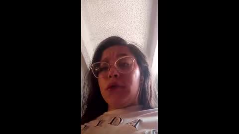 laia_hadid online show from 02.22.26