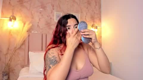 Laia  online show from 03.22.26