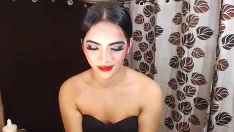 YoungMisstresslaira not into cheap online show from 12.30.24