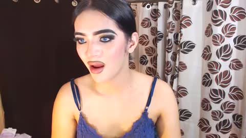YoungMisstresslaira not into cheap online show from 12.30.24