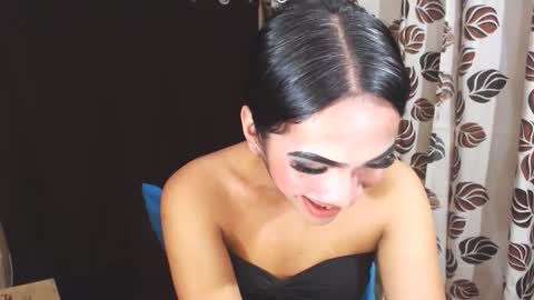 YoungMisstresslaira not into cheap online show from 01.09.25
