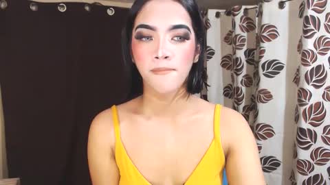 YoungMisstresslaira not into cheap online show from 01.11.25
