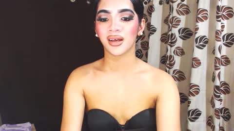 YoungMisstresslaira not into cheap online show from 01.19.25