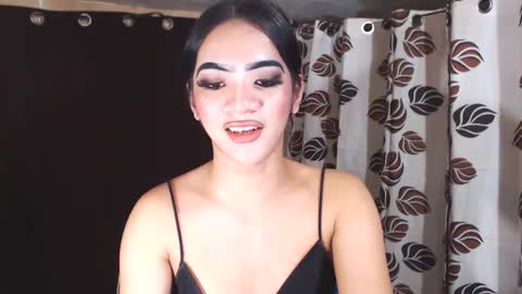 YoungMisstresslaira not into cheap online show from 02.07.25