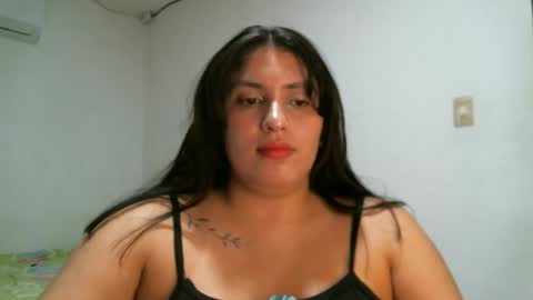 Snapshot of lala_gomez01 chatting on 02.06.25 laura gomez online show from 02.06.25