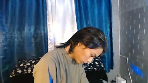 Snapshot of lalakinghugecock_2 chatting on 12.17.24 lalakinghugecock_2 online show from 12.17.24