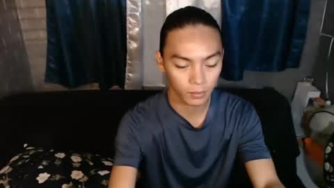 Snapshot of lalakinghugecock_2 chatting on 01.06.25 lalakinghugecock_2 online show from 01.06.25