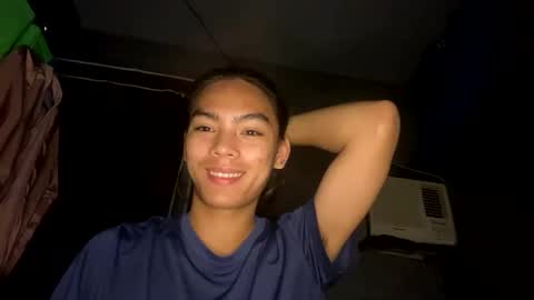 Snapshot of lalakinghugecock_2 chatting on 10.21.25 lalakinghugecock_2 online show from 10.21.25