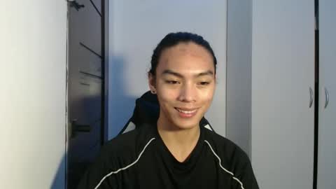 Snapshot of lalakinghugecock_2 chatting on 11.17.25 lalakinghugecock_2 online show from 11.17.25