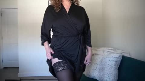 Snapshot of lamarquesathelion chatting on 02.19.26 La Marquesa online show from 02.19.26