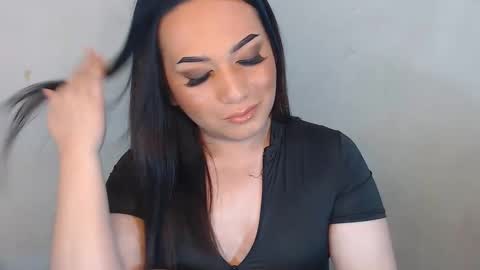 Snapshot of lamerystone chatting on 11.22.25 Lamery online show from 11.22.25