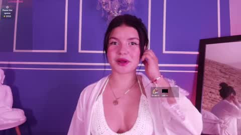 Snapshot of lana_beket_ chatting on 10.01.25 Lana online show from 10.01.25