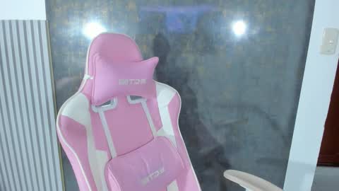 Snapshot of lana_boomer chatting on 03.25.26 Lana online show from 03.25.26