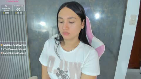 Snapshot of lana_boomer chatting on 04.11.26 Lana online show from 04.11.26