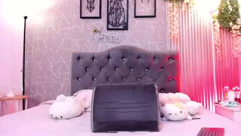 lana_gill online show from 06.10.26