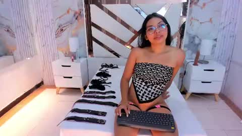 lana_hard_as online show from 06.12.26