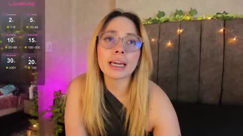 Snapshot of lanaamills chatting on 02.24.26 Lana online show from 02.24.26