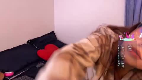 Lanadekievit online show from 10.30.25