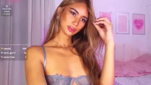 Snapshot of lanadel_hilton chatting on 09.27.25 Lana online show from 09.27.25