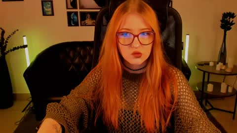 Snapshot of lanafitch chatting on 05.26.26 lana online show from 05.26.26
