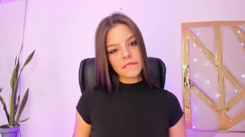 LanaJones online show from 03.06.25