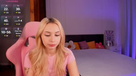 Lana online show from 12.16.25