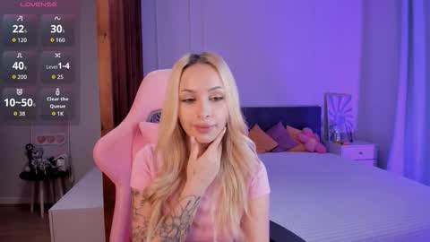 Lana online show from 12.22.25