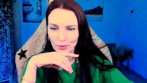 Snapshot of lanaradiance chatting on 04.29.26 Lana Radiance online show from 04.29.26