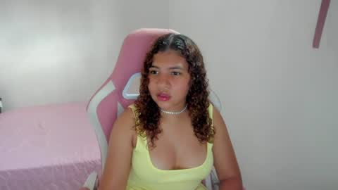 Snapshot of lanarouse1 chatting on 06.18.26 Lana online show from 06.18.26