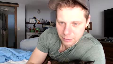 Snapshot of lancehardin chatting on 02.25.25 Lance online show from 02.25.25