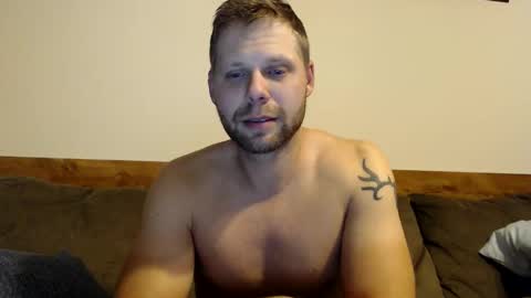 Snapshot of lancehardin chatting on 10.22.25 Lance online show from 10.22.25