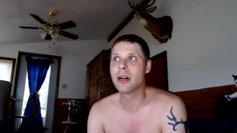 Snapshot of lancehardin chatting on 05.25.26 Lance online show from 05.25.26