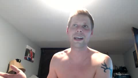 Snapshot of lancehardin chatting on 05.27.26 Lance online show from 05.27.26