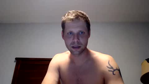 Snapshot of lancehardin chatting on 06.11.26 Lance online show from 06.11.26