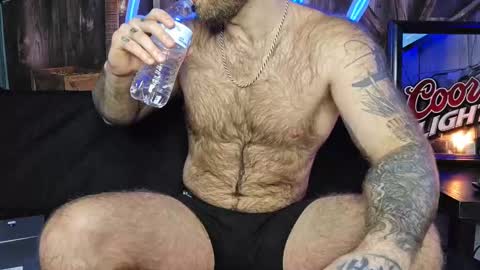 Snapshot of lancehardwood222 chatting on 02.11.25 LANCE online show from 02.11.25