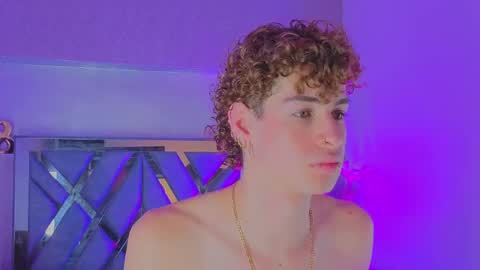 Snapshot of lancelot_grey chatting on 05.17.26 lancelot_grey online show from 05.17.26