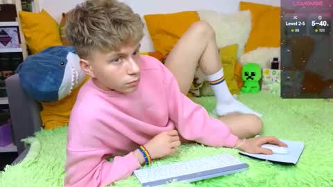 Snapshot of landel_boy chatting on 03.21.26 Lanny online show from 03.21.26