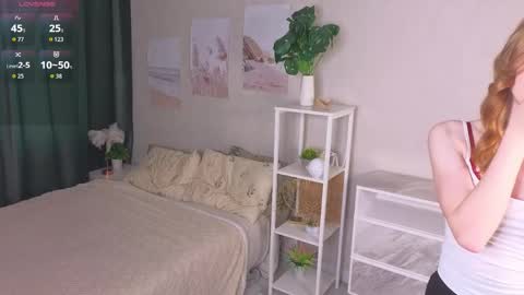 Snapshot of laniehohenberger chatting on 05.28.26 Hello everyone Im Gena online show from 05.28.26
