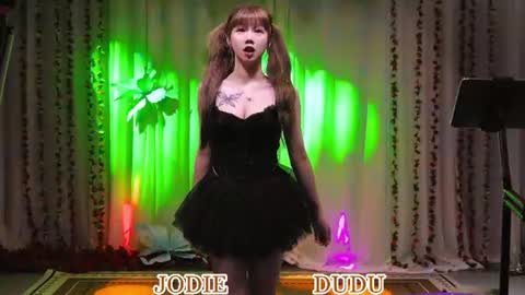 lankwaifong_cindy online show from 07.01.26