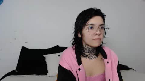 Snapshot of lannie_gonzales chatting on 01.16.25 LANNIE   online show from 01.16.25