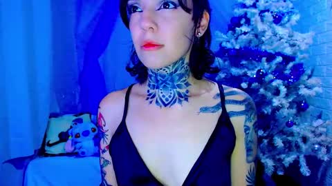 LANNIE   online show from 12.19.25