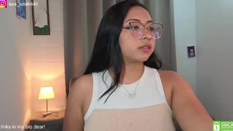 Snapshot of lara1__ chatting on 05.15.26 Lara online show from 05.15.26