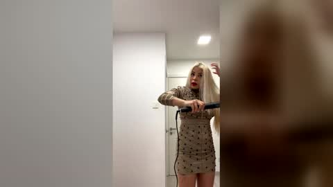 lara_11_11 online show from 03.20.26